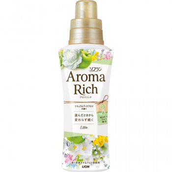 LION Aroma Rich Ellie Кондиционер для белья с богатым ароматом натуральных эфирных масел, 520 мл - Магазин японской и корейской косметики, бытовой химии - Мандарин